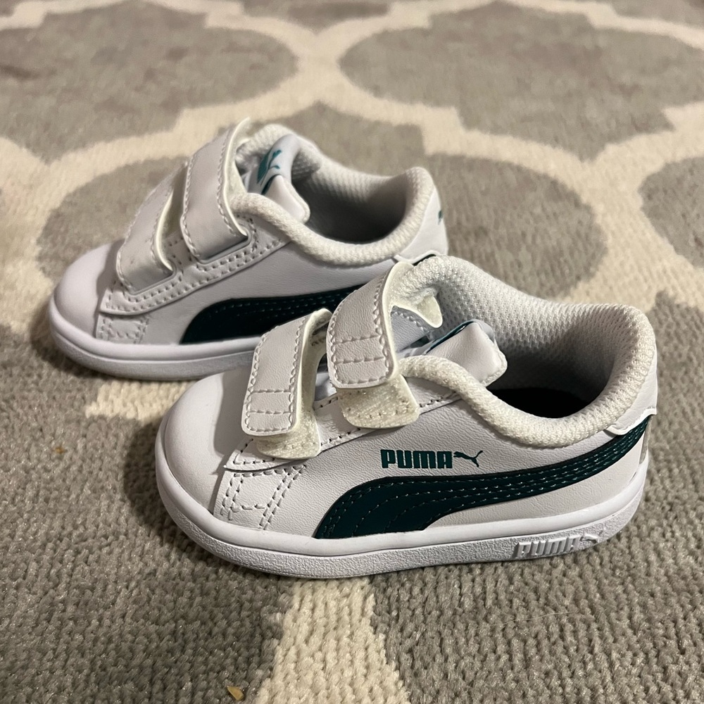 Puma Toddler Tennis Shoes - Picture 7 of 7